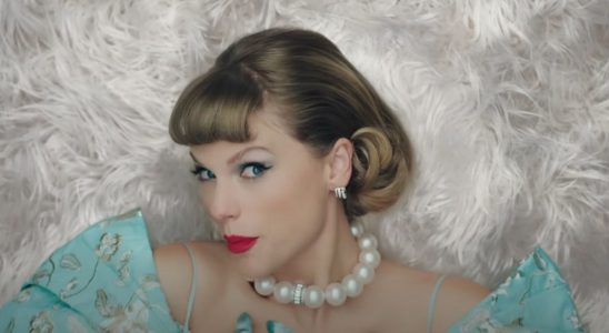 Taylor Swift in Tiffany blue in the Karma music video.