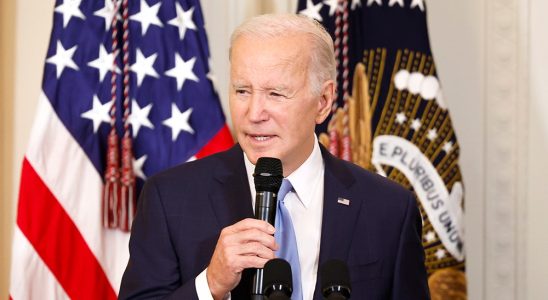 Le président Biden espère que les écrivains en grève obtiendront "l'accord équitable qu'ils méritent dès que possible"