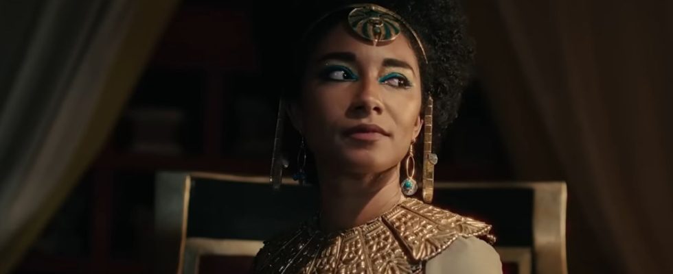 Les critiques ont ignoré la controversée reine Cléopâtre de Netflix, mais des milliers de critiques du public racontent une histoire différente