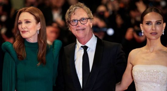 Natalie Portman et Julianne Moore Sex Scandal Drama 'May December' réchauffe Cannes avec une ovation debout de 6 minutes Les plus populaires doivent être lus Inscrivez-vous aux newsletters Variety Plus de nos marques