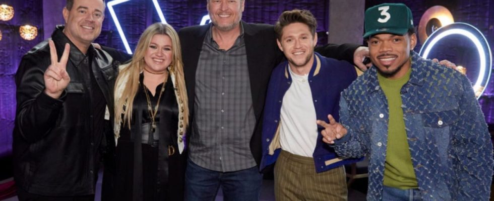 The Voice Carson Daly, Niall Horan, Kelly Clarkson, Blake Shelton and Chance the Rapper.