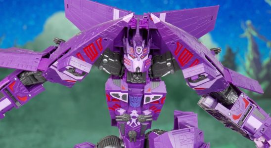 Transformers: Hasbro révèle la figurine Nemesis de la classe Titan Legacy Evolution