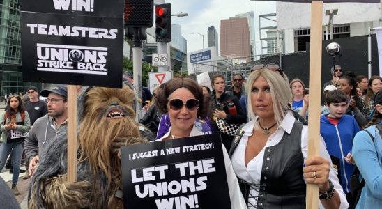 WGA se mobilise avec les syndicats de Los Angeles : "Ça va être un été de main-d'œuvre brûlant"