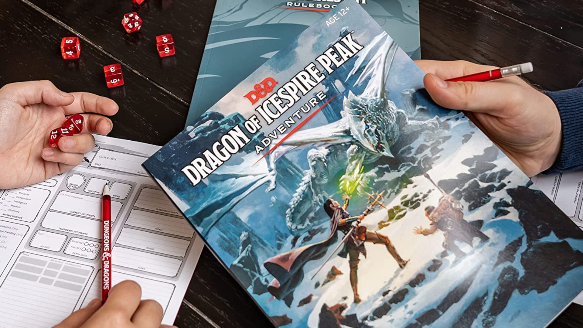 Dungeons & Dragons Essentials Kit livre et dés
