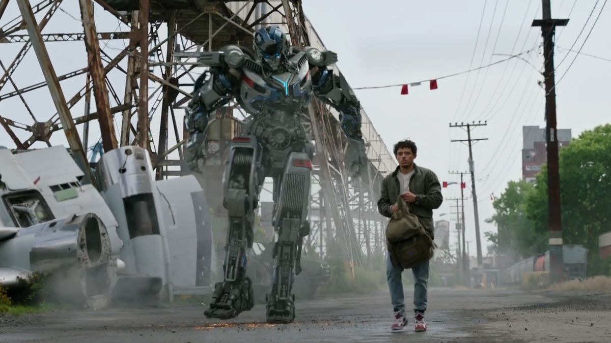 pourquoi Transformers: Rise of the Beasts mauvais climax Hollywood blockbuster culmine en champ libre CGI images générées par ordinateur bruit visuel