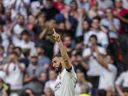 Karim Benzema du Real Madrid célèbre après avoir marqué lors du match de football espagnol de la Liga contre l'Athletic Bilbao au stade Santiago Bernabeu de Madrid, le dimanche 4 juin 2023.