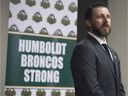L'entraîneur-chef des Broncos de Humboldt, Nathan Oystrick, s'adresse aux journalistes le 3 juillet.