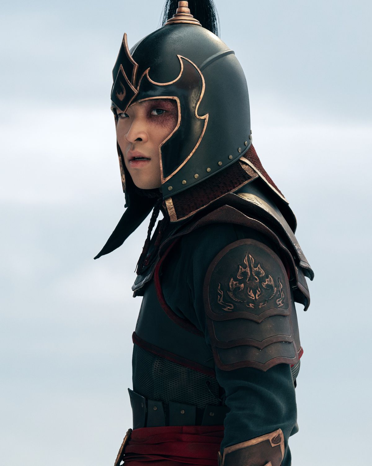 Dallas Liu dans le rôle de Zuko dans la série d'action en direct Avatar: The Last Airbender de Netflix