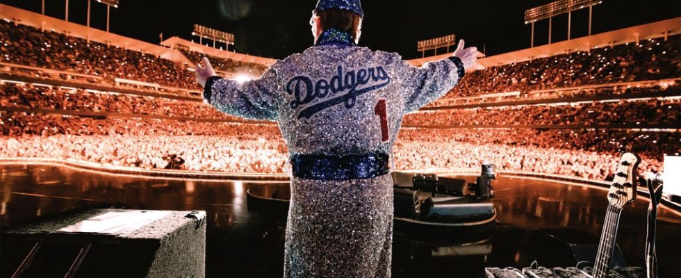 Elton John est toujours debout: Rocket Man sur Disney + Live Special, mettant fin à la vie de la tournée et en tête des charts dans les années 70
