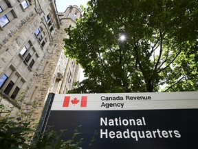Le siège social de l'Agence du revenu du Canada à Ottawa.