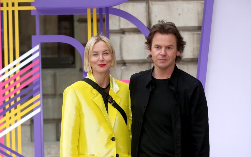 Tammy Kane et Christopher Kane assistent à la soirée d'aperçu de l'exposition d'été de la Royal Academy of Arts