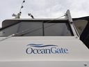 Le logo d'OceanGate Expeditions est visible sur un bateau stationné près des bureaux de l'entreprise à la porte d'un entrepôt industriel marin à Everett, Washington, le jeudi 20 juin 2023.
