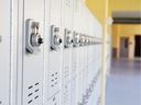 Québec a lancé une enquête générale sur les plaintes d'inconduite sexuelle dans le système scolaire.