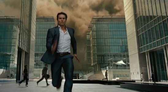 Tom Cruise running