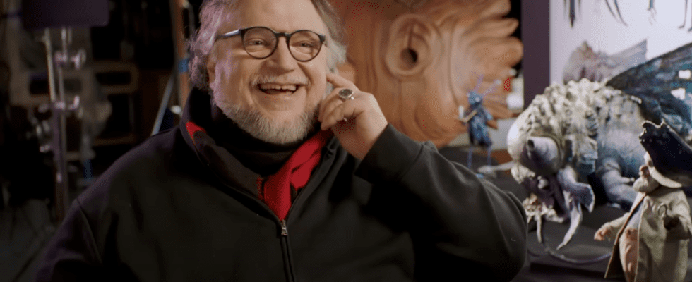Guillermo Del Toro dit que faire un film, c'est comme "manger un sandwich de merde"