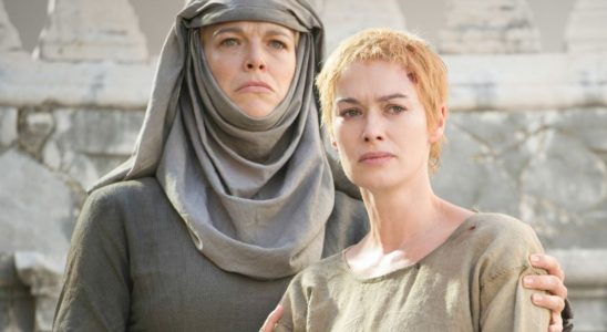 Septa Unella and Cersei in Game of Thrones.