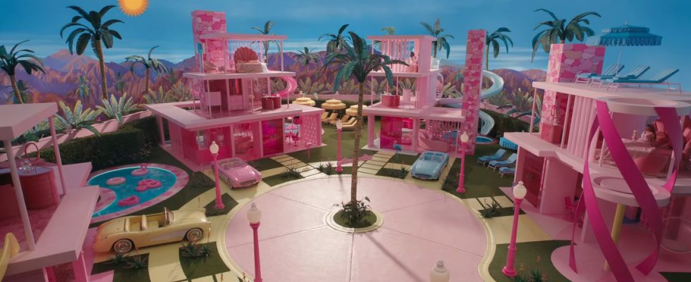 Le plateau de tournage de Barbie a utilisé tellement de peinture rose qu'il a causé une pénurie