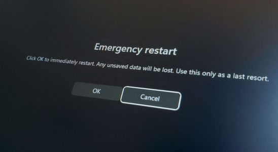 Windows 11 emergency restart