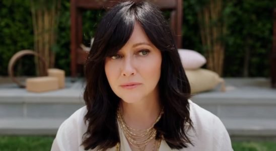 Shannen Doherty in trailer for BH90210.