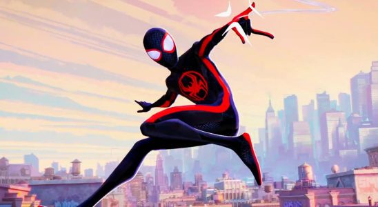 Spider-Man: Across the Spider-Verse se balance vers une victoire au box-office domestique de 120,5 millions de dollars le week-end