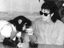Michael Jackson a sauvé Bubbles d'un laboratoire de recherche en 1985. Ces jours-ci, cependant, Bubbles vit avec d'autres chimpanzés célèbres au Center for Great Apes de Wauchula, en Floride.