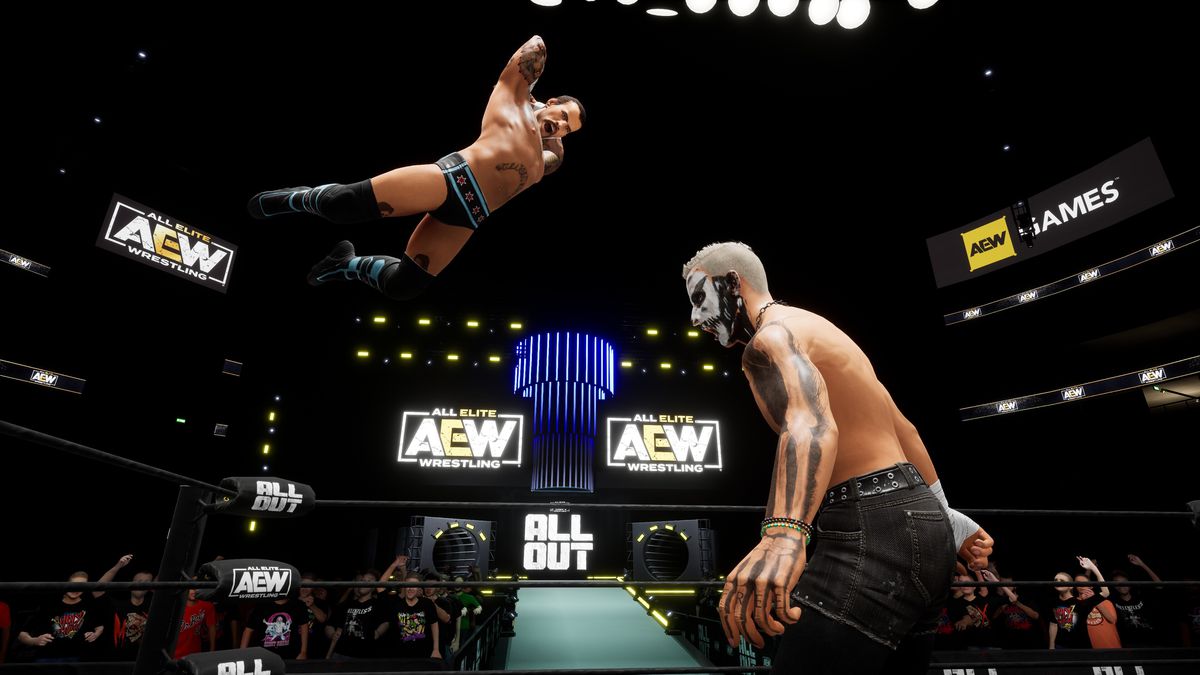 Le lutteur CM Punk dans les airs, sur le point de frapper un Darby Allen hébété dans AEW Fight Forever