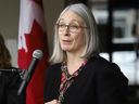 Malgré l'assurance en 2021 de la ministre de la Santé de l'époque, Patty Hajdu, les Canadiens attendent toujours d'obtenir des réponses sur la réponse du gouvernement à la pandémie de COVID-19.