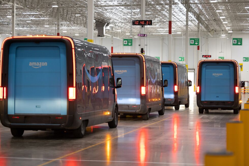 D'ici 2030, Amazon affirme qu'il aura 100 000 de ces camionnettes en service.