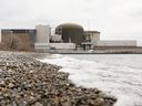 La centrale nucléaire de Pickering d'Ontario Power Generation, située à Pickering, en Ontario.