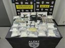 L'Alberta Law Enforcement Response Team (ALERT) a porté des accusations contre six suspects dans une enquête sur le trafic de drogue interprovincial entre l'Alberta et la Colombie-Britannique. 