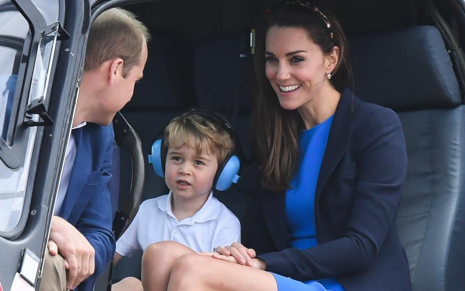Prince George a visité pour la dernière fois le Royal International Air Tattoo à RAF Fairford avec ses parents en juillet 2016
