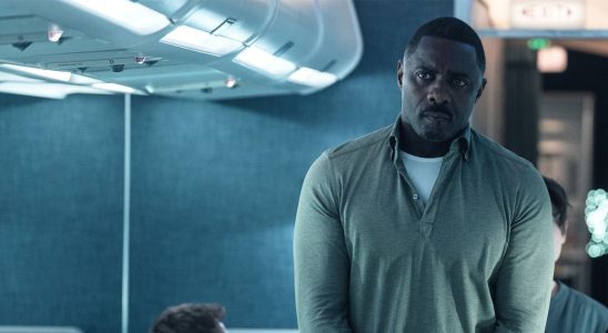 Le meilleur thriller de l'année est une émission télévisée sur Idris Elba dans un avion