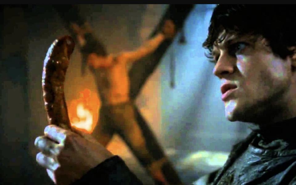 Sadique : la scène de la torture des saucisses dans Game of Thrones hante toujours Rheon