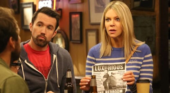 Rob McElhenney and Kaitlin Olson in It