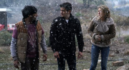 LA BREA -- "The Storm" Episode 107 -- Pictured (l-r) Rohan Mirchandaney as Scott Israni, Nicholas Gonzalez as Levi Delgado, Natalie Zea as Eve Harris -- (Photo by: Sarah Enticknap/NBC)