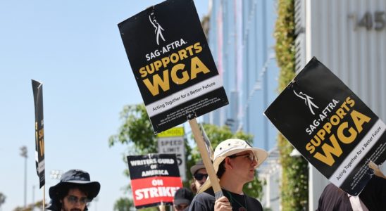 SAG-AFTRA appelle à une grève historique alors que les pourparlers avec les studios s'effondrent