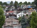 Maisons sur le versant sud de Vancouver.
