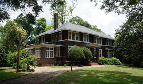 La maison Felder Avenue a été construite à l'origine entre 1905 et 1910 en tant que maison unifamiliale à Montgomery, Ala. (The Scott & Zelda Fitzgerald Museum)