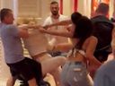 Une bagarre entre quatre femmes a été filmée dans un casino de Las Vegas le 9 juillet.