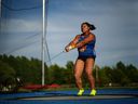 Camryn Rogers, de Richmond, en Colombie-Britannique, participe à la compétition féminine de marteau aux championnats canadiens d'athlétisme à Langley, en Colombie-Britannique, le vendredi 28 juillet 2023.