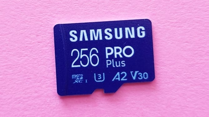 Samsung Pro Plus (128 Go)
