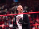 CM Punk, originaire de Chicago et star de la All Elite Wrestling, fait une promotion au public de sa ville natale à son retour récemment d'une absence de 10 mois en raison d'une blessure. 
