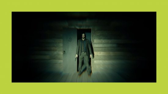 Alan Wake 2 Dark Place trailer Easter Eggs : Alan échevelé debout dans une porte avec une spirale dessus, tenant une arme à feu