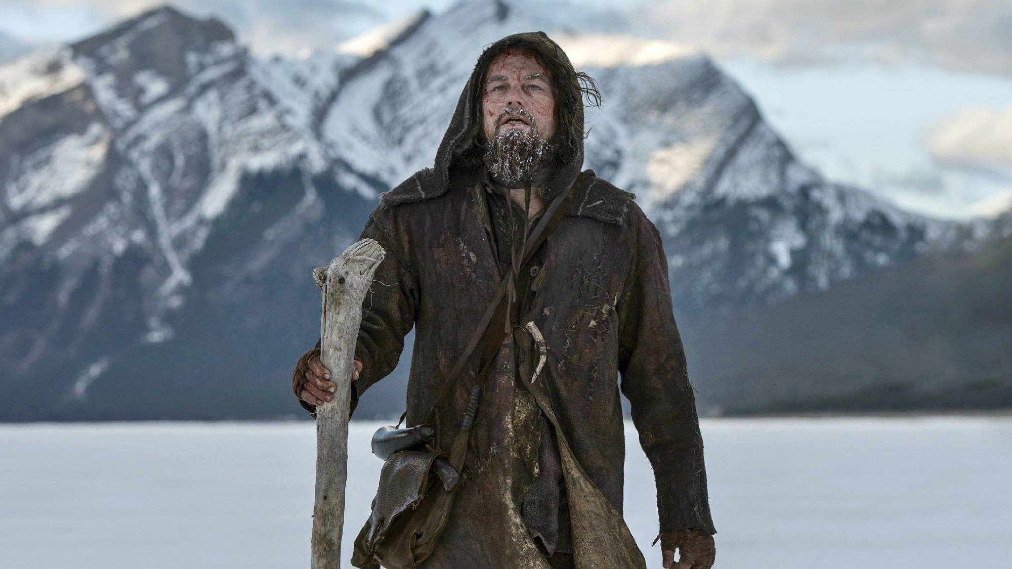 Leonardo DiCaprio dans le rôle de Hugh Glass dans The Revenant