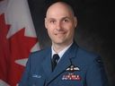 Le colonel Leif Dahl, commandant de la 8e Escadre à la BFC Trenton, a été accusé de cinq infractions la semaine dernière par la Police provinciale de l'Ontario après un prétendu incident de chasse près de Brighton, en Ontario.