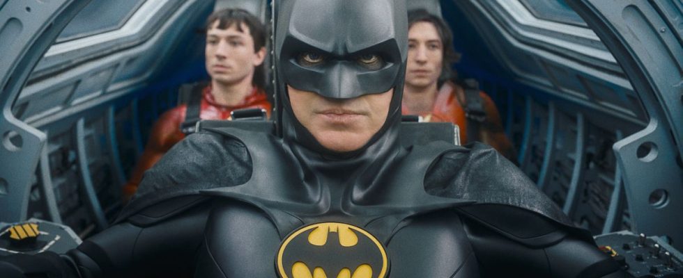 C'est une mauvaise nouvelle pour Flash lors de sa première semaine de streaming, et je suis triste pour Batman de Michael Keaton