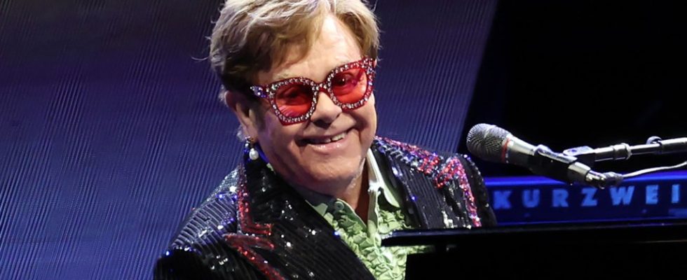 Elton John « de retour à la maison et en bonne santé » après l’automne