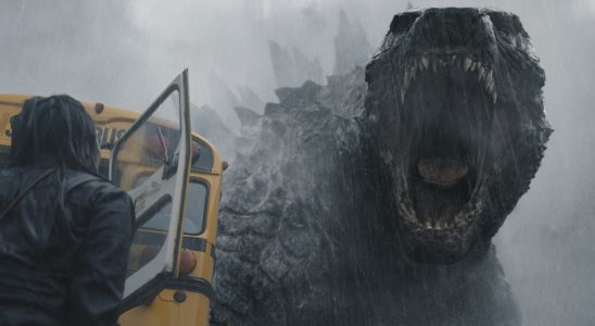 La série Godzilla d'Apple s'intitule Monarch: Legacy Of Monsters, Pits Kaiju Against Kurt & Wyatt Russell