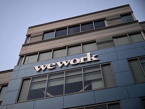 Un espace WeWork à Los Angeles.  La société a exprimé sa crainte de ne pas survivre face aux pertes financières et aux adhésions annulées.