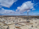 Le champ pétrolifère Belridge d'Aera Energy en Californie.  L'OIRPC a acheté une participation de 49 % dans le producteur de pétrole et de gaz.